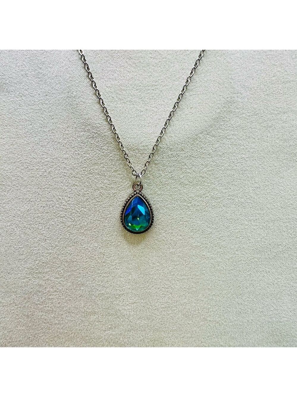 NWT Harriet Ave Turquoise Rhinestone Teardrop Pendant & Silver Chain Necklace - Picture 5 of 12